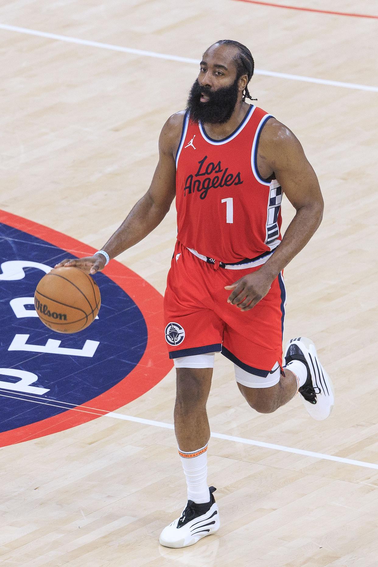 哈登连续七场比赛得分超过夺冠，TES不断突破！热度持续攀升的简单介绍-爱游戏官网