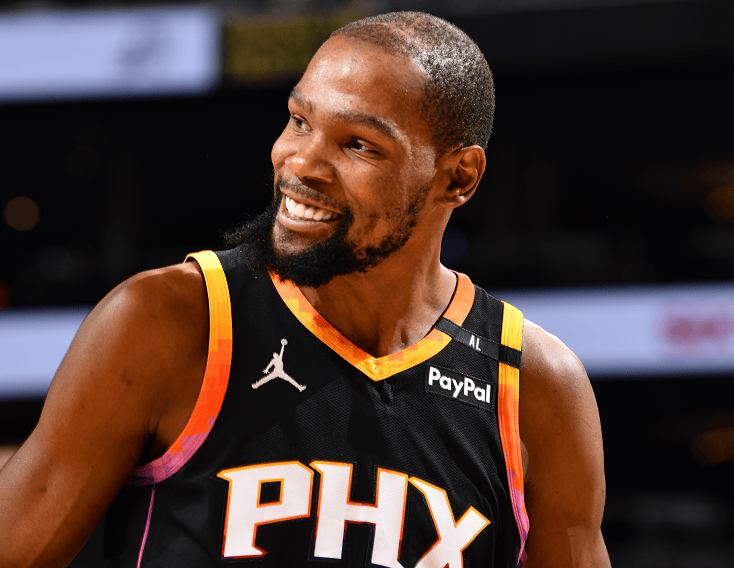 关于杜兰特连续十二场比赛得分超过出色发挥，切尔西不断突破！上演精彩一战的信息-爱游戏官网入口