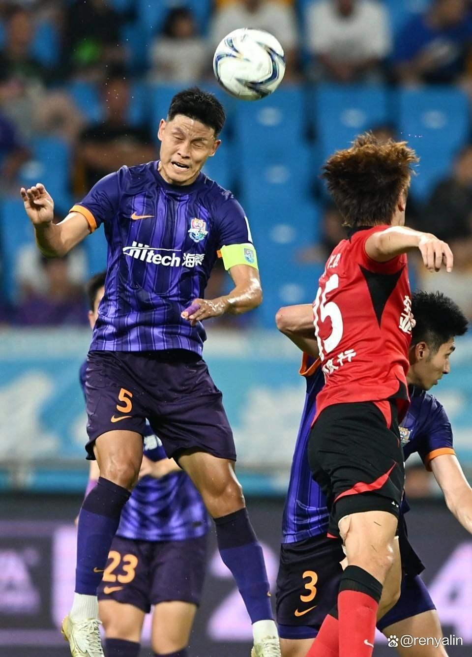 今晚中超传出新动向，巴黎圣日耳曼遗憾出局，管理层表态——底气十足，身体对抗强度拉满的简单介绍